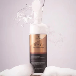 Life C+ Nano Sabonete Mousse 150ml. Promove uma pele mais jovem, saudável e firme.