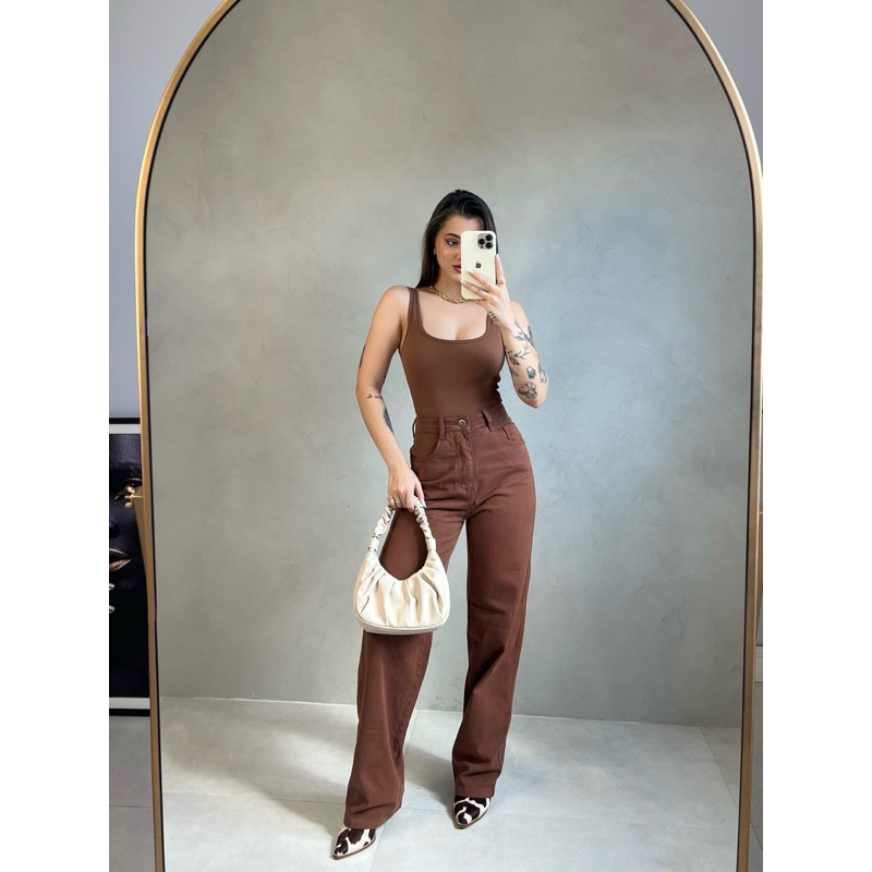 Calça Wide Leg Pantalona Feminina Jeans Cintura Alta Tradicional e Preta,  e Clara Com Bol...