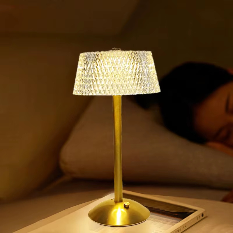 Luminária Abajur de mesa Com 3 cores LED Regulável Recarregável LUATEK LKZD-5962