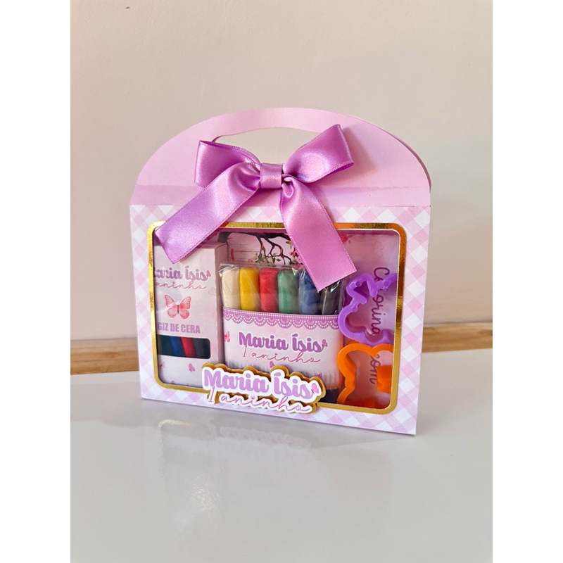 lembrancinha personalizada aniversário Kit diversão na maletinha Jardim das borboletas - kit colorir jardim - jardim
