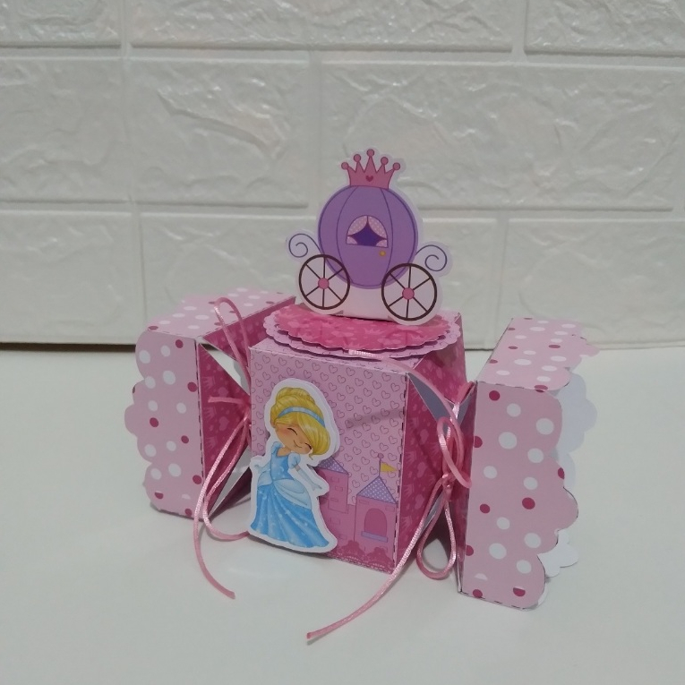 Caixa Bala Personalizada Princesas Cute/Caixinhas Personalizadas/Lembrancinhas Personalizadas