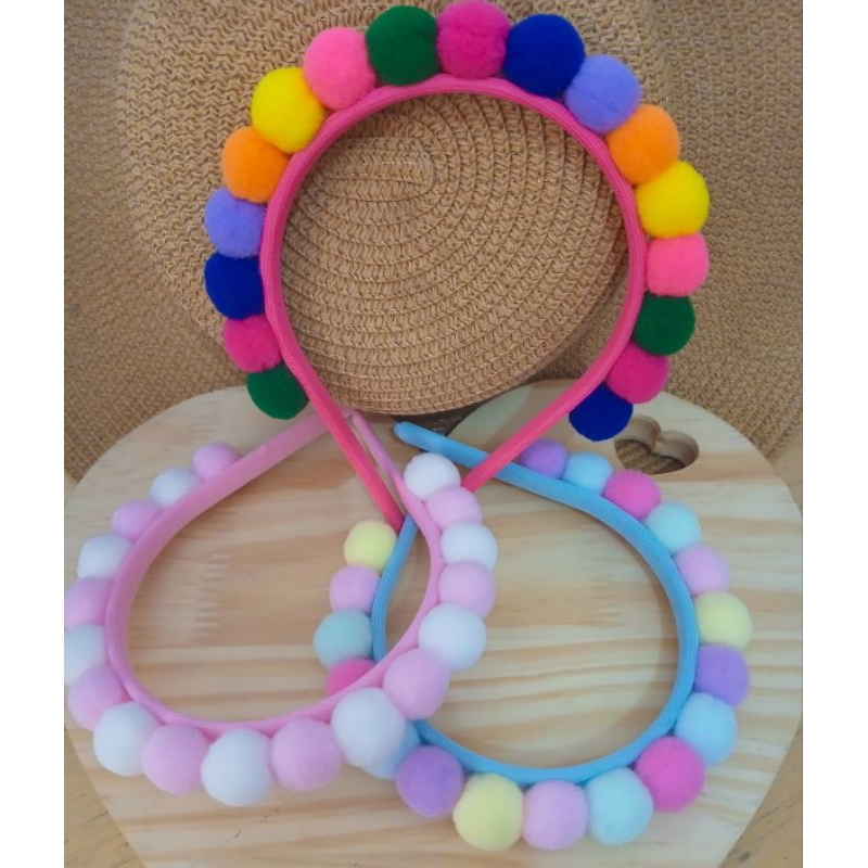 kit 3 Lindas Tiaras Com Pompons Grandes e Coloridos Kit Arquinho 3 Unidades Acessório de Cabelo Infantil em Oferta na Shopee