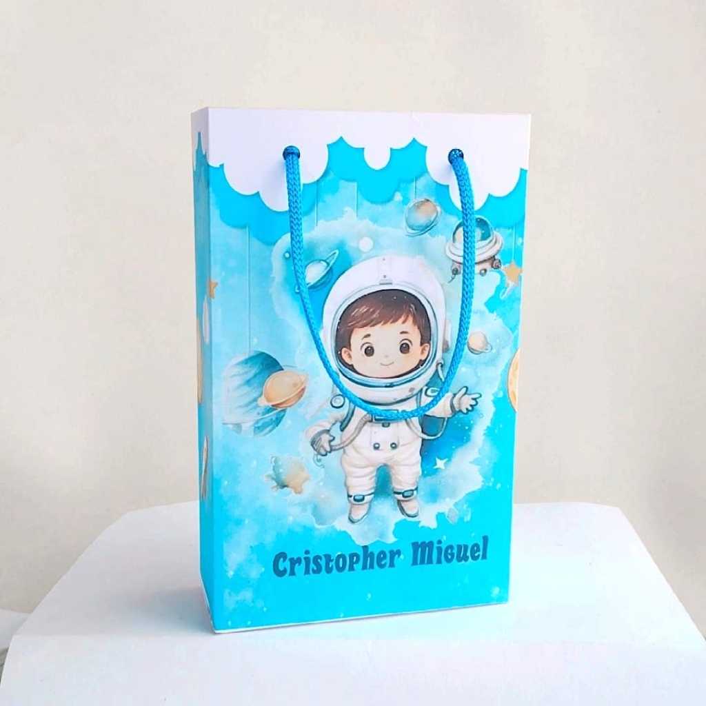Kit Sacolinha Surpresa Festa Infantil Personalizado ASTRONAUTA | Lembrancinhas | Aniversário | PEGUE E MONTE