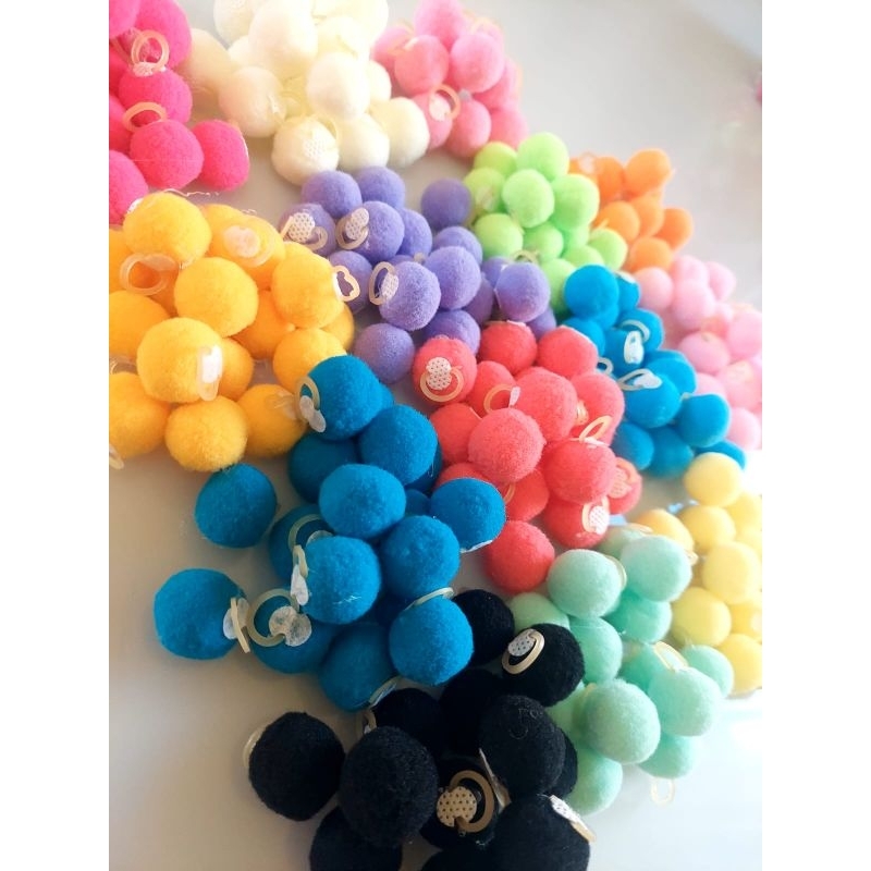 Laço Pompom pet para penteados Cães e gatos banho e tosa. em Oferta na Shopee