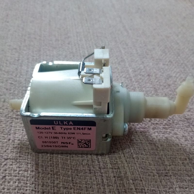 Bomba De Água cafeteira Nespresso Inissia C40 D40 127v