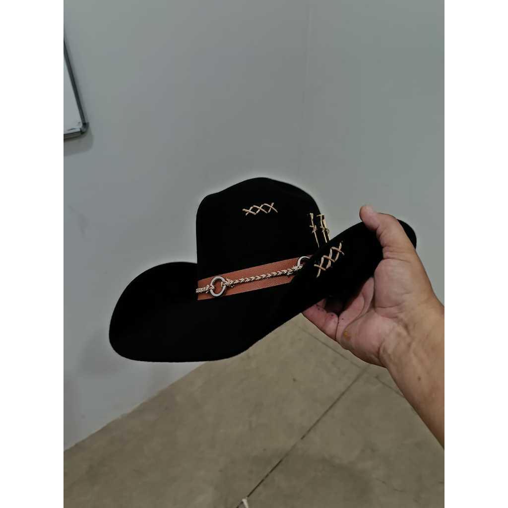 Chapéu 3 Cravos Americano C/banda De Argola Preto Aba 11