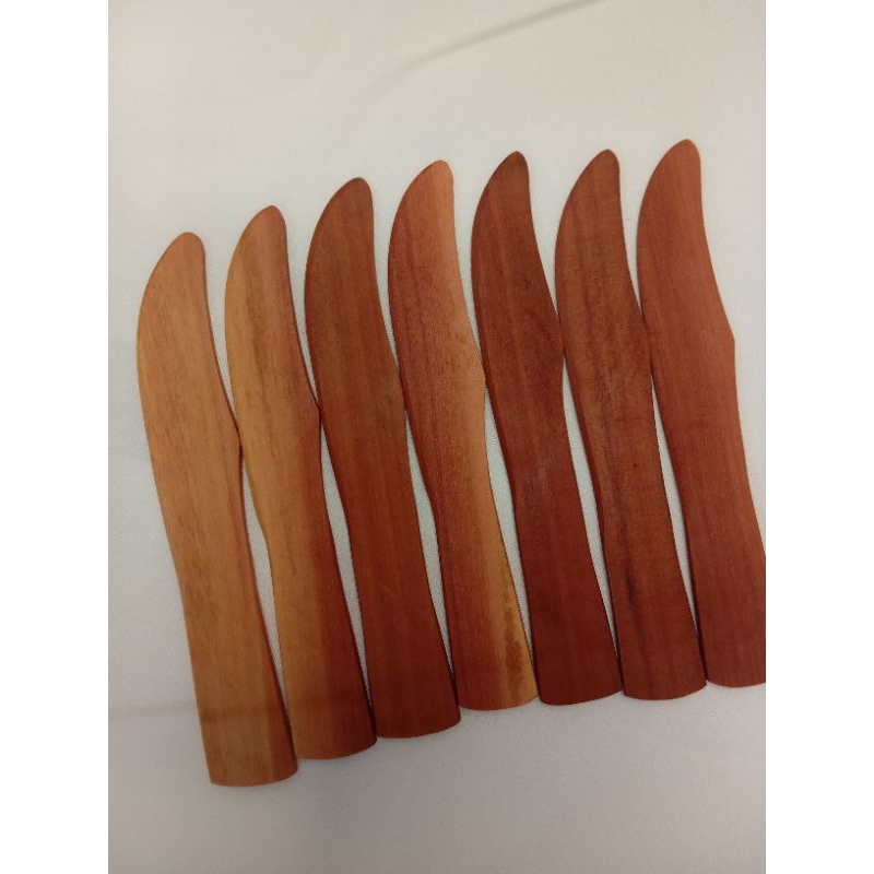 facas de madeira para manteiga ou lembrancinhas