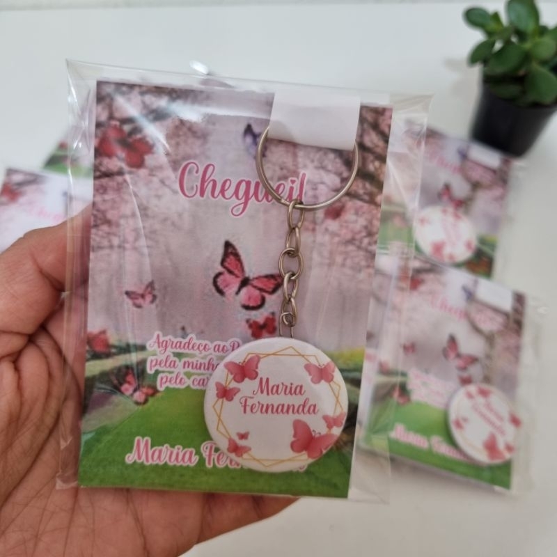 kit Lembrancinha Maternidade Jardim Borboletas 10 Bloquinhos + 10 Chaveiros Personalizados com Nome do Bebê Nascimento