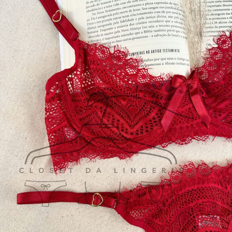 Conjunto de Lingerie Sexy Sem Bojo com Aro Renda Luxo com Regulagem de Coração Dourada Exc...