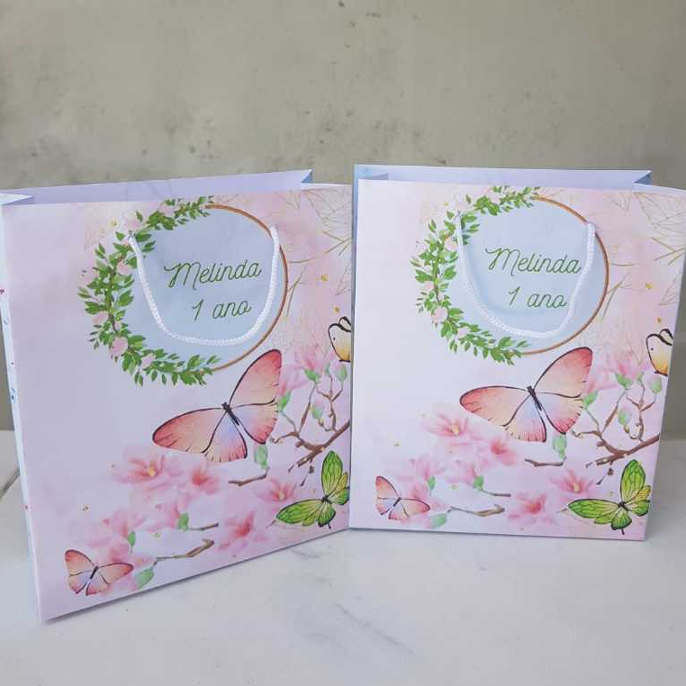 Kit 15 sacolinhas 15 Mini livrinho com giz de cera e 15 tubetes Todos os temas
