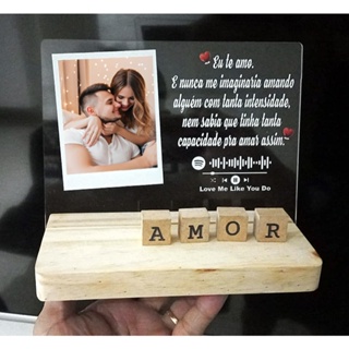Porta Retrato Spotify Acrilico com Base Pinos, Frase AMOR Cubinho - Presente Perfeito para Namorados, Dia das Mães em Oferta na Shopee