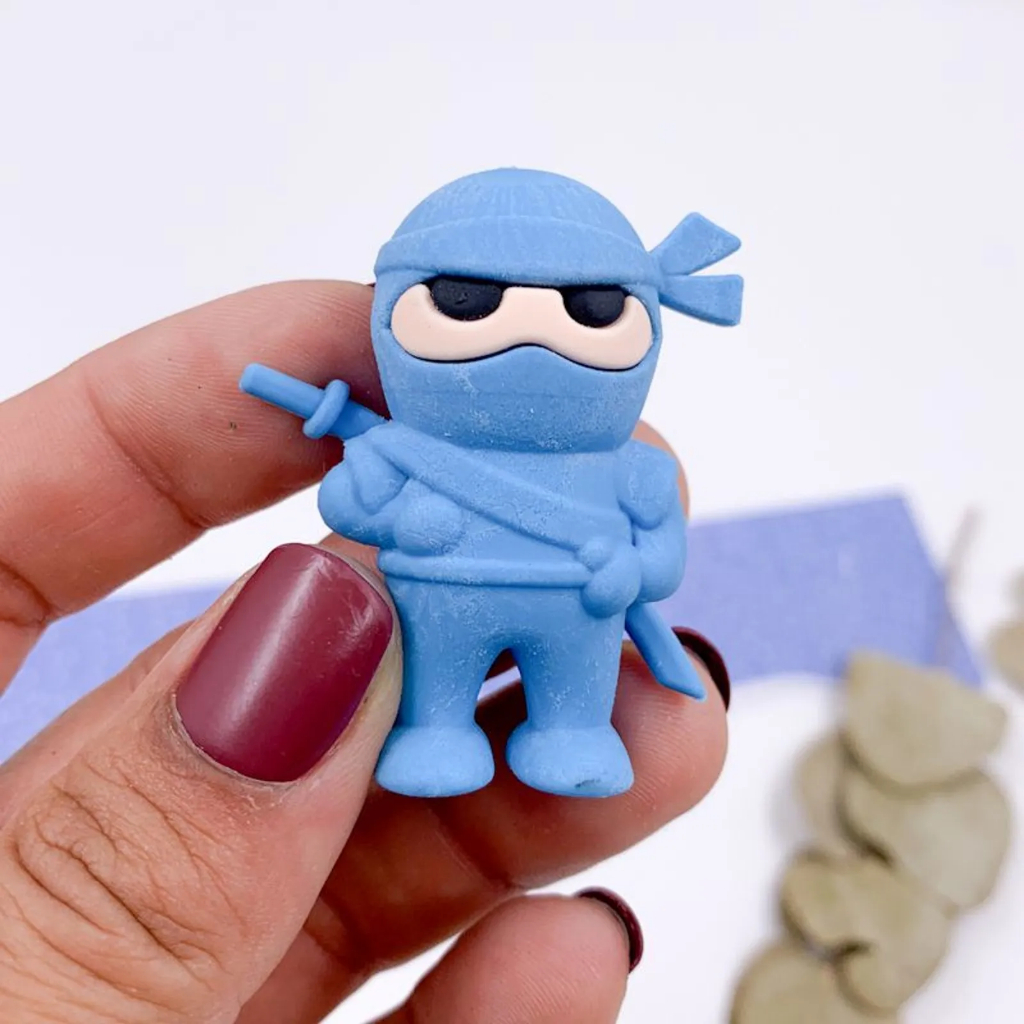 Borracha Ninja Fantasia Azul Vermelha Papelaria Fofa Divertida Criativa Material Escolar Volta Aulas