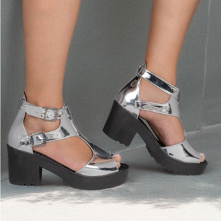 Sandália Feminina Sola Tratorada Plataforma Salto Grosso Bico Aberto Super Leve e Confortável Ref: 9001 em Oferta na Shopee