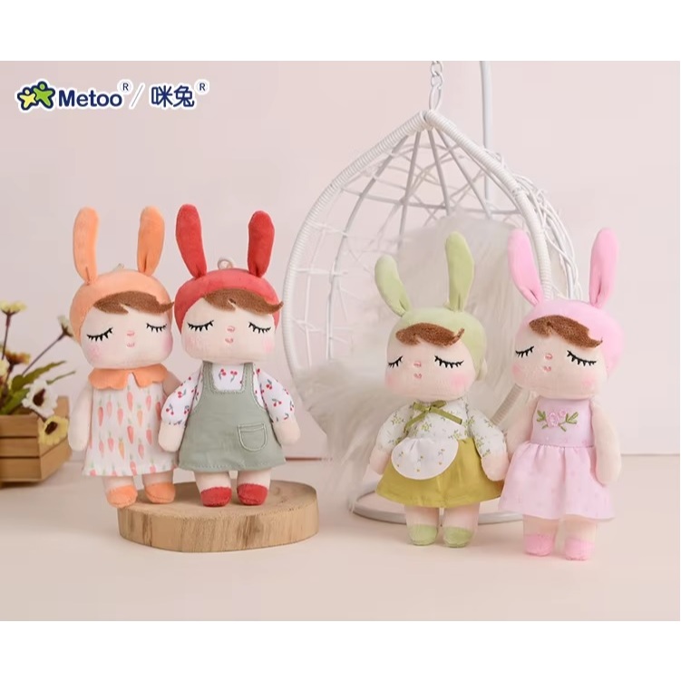 Boneca Metoo Mini Angela Pastoral Chaveiro 14 Cm - Original