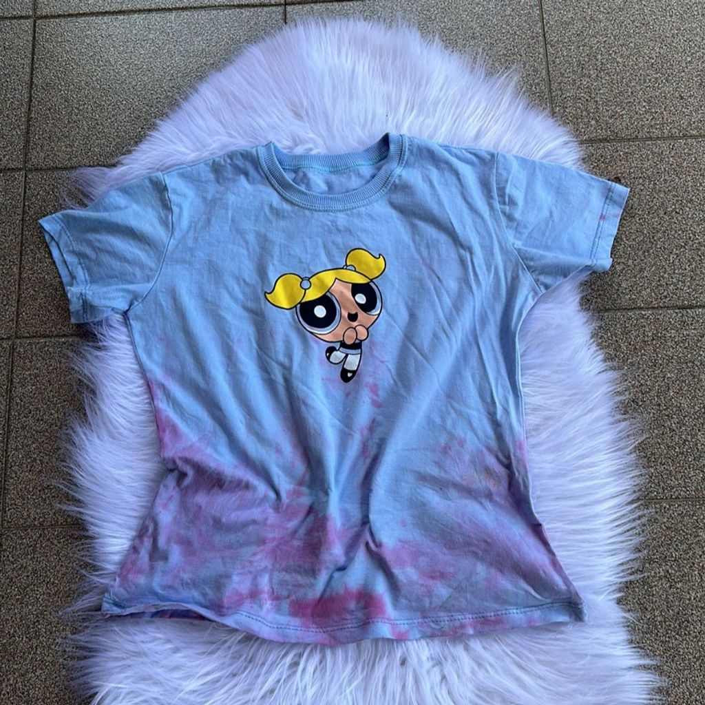 blusa azul tie dye lindinha meninas super poderosas, blusa lindinha desenho animado, blusa feminina (bazar, brechó)
