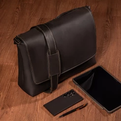 Bolsa Pasta Carteiro Transversal Masculina Reforçada Couro Ecológico Notebook 15.9 Luxo