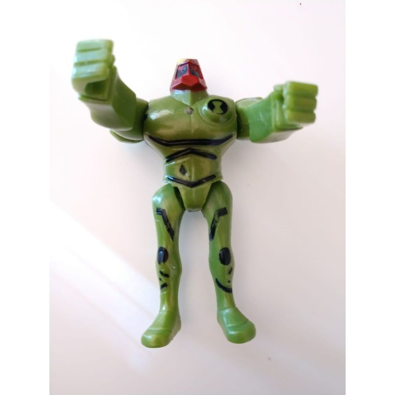 Boneco do Ben 10 figura de ação diamante