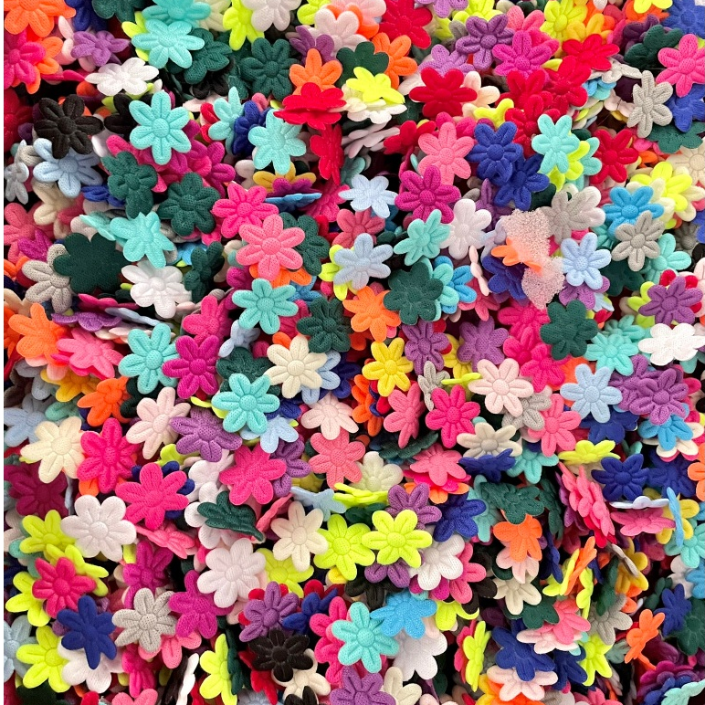 Mini Florzinha Prensada de Tecido – Pacote com 100 Unidades em Oferta na Shopee
