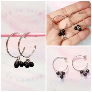 Brinco argola média aço inox cirúrgico miçanga preta pingente argolinha feminino antialérgico em Oferta na Shopee
