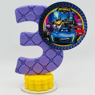 Decoração Festa / Vela Aniversário Biscuit / Topo de Bolo / Vela Batwheels em Oferta na Shopee