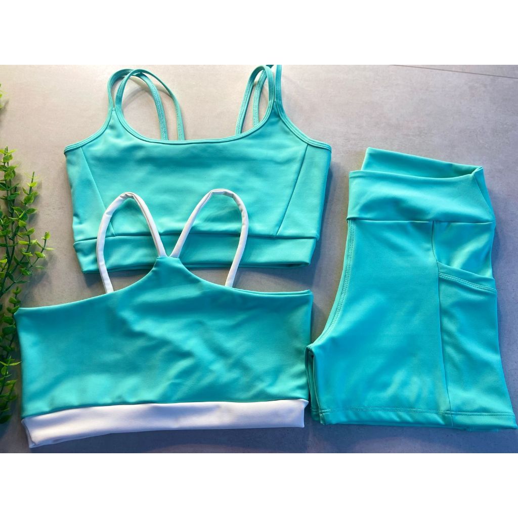 Conjunto de academia 2 Tops  com Bojo Removível + Short com Bolsos Poliamida Zero Transparência