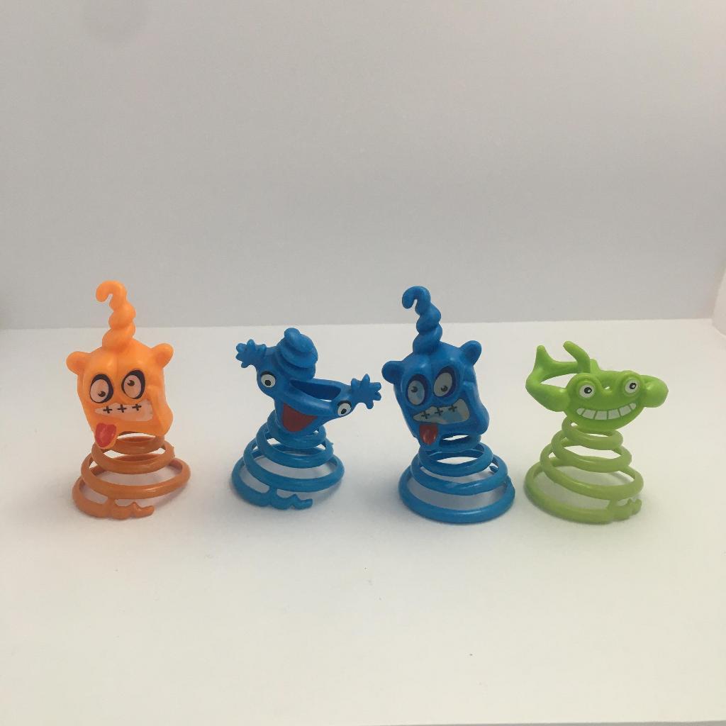 Miniatura Mola Maluca Coleção Kinder Ovo 2006 Boneco Kinder Ovo (10/10)