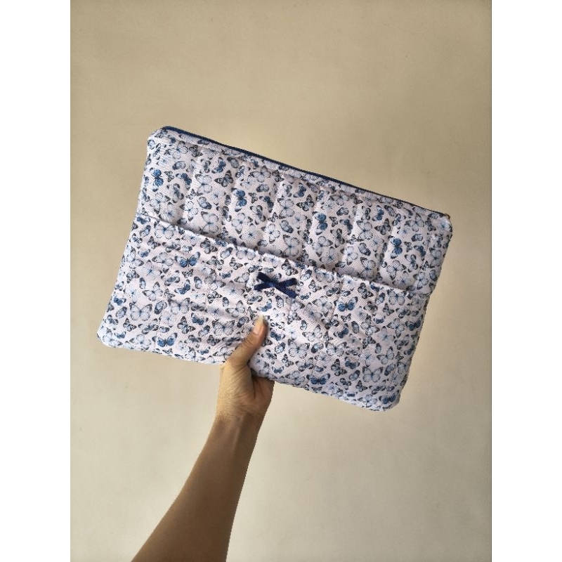 Case Capa Protetora Puff BAG Borboleta Notebook, Laptop, MacBook, A4, Office, Organizador