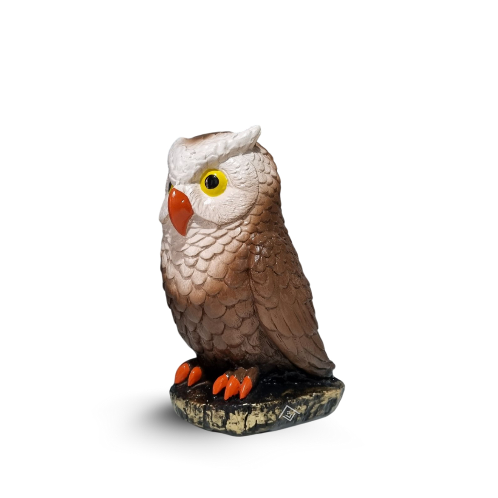 Estátua Coruja Gavião Repelente Espantalho Espanta Pombo Maritaca e Passáro 26 Cm