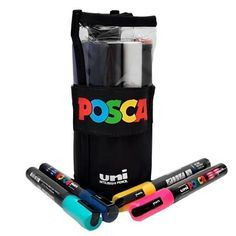 Estojo Posca PC-5M Rollerset - 12 Cores (Ponta Média 2,5mm - 6,8mm) em Oferta na Shopee