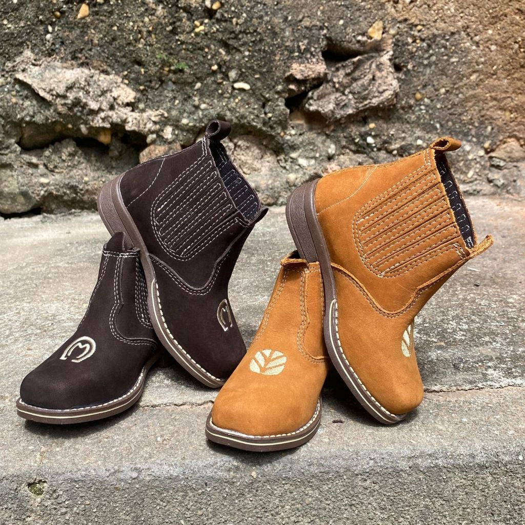 Bota infantil e crianças   em couro legítimo