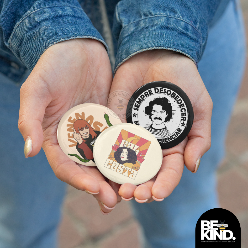 Botton/Broche 4,5cm Personalizados ARTISTAS BRASILEIROS/AS MPB | be kind.