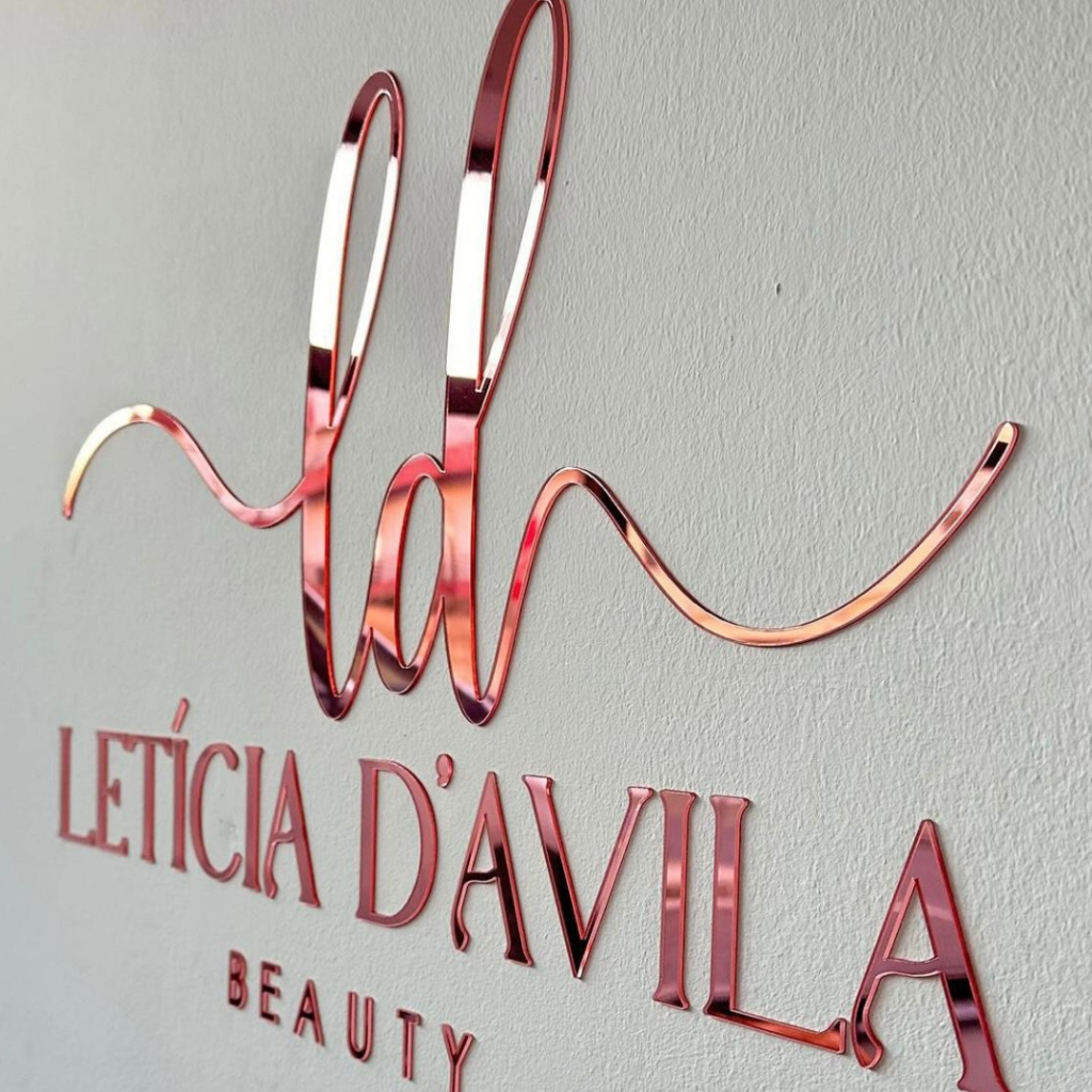 Logos em Acrílico Espelhado 2mm – Rose, Prateado e Dourado