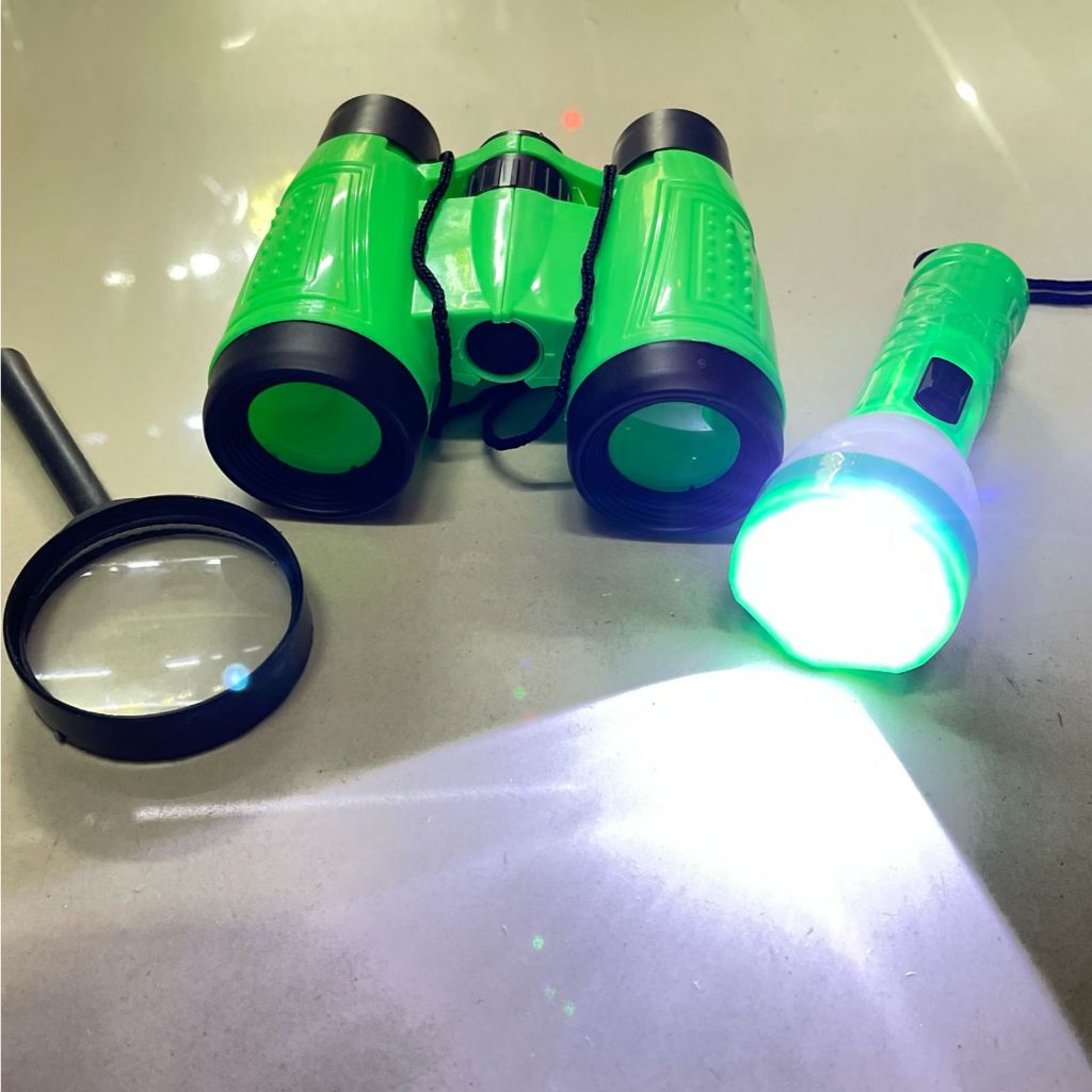 Imagem Kit Detetive Binoculos Lupa Lanterna