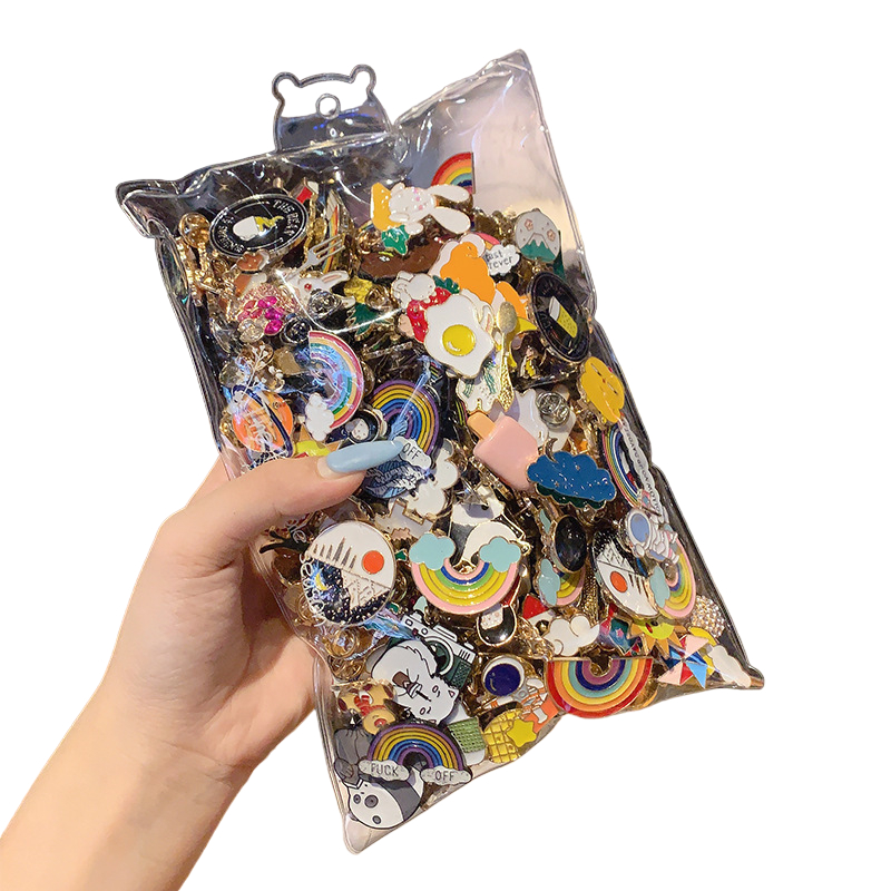 Kit 2 a 10 - Pins Broches Bottons Metal Para Mochilas Calças Chapéus em Oferta na Shopee