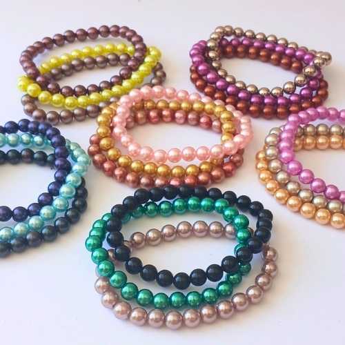 LINDA PULSEIRA 8MM MASCULINA E FEMININA EM PÉROLAS  MIÇANGAS ABS