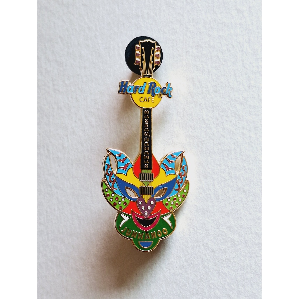 Pin / Broche - Hard Rock Cafe - Nassau - Junkanoo Mask Guitar #1