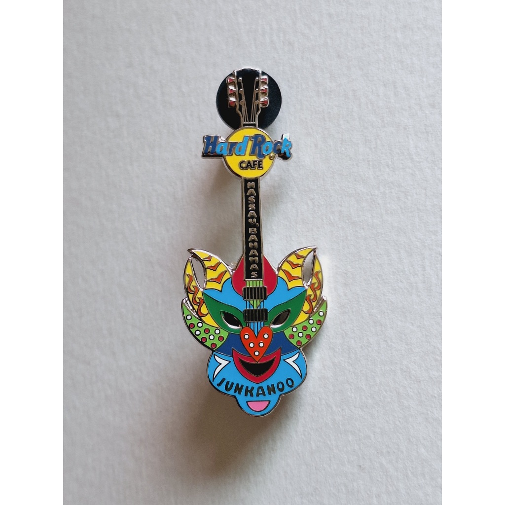 Pin / Broche - Hard Rock Cafe - Nassau - Junkanoo Mask Guitar #2