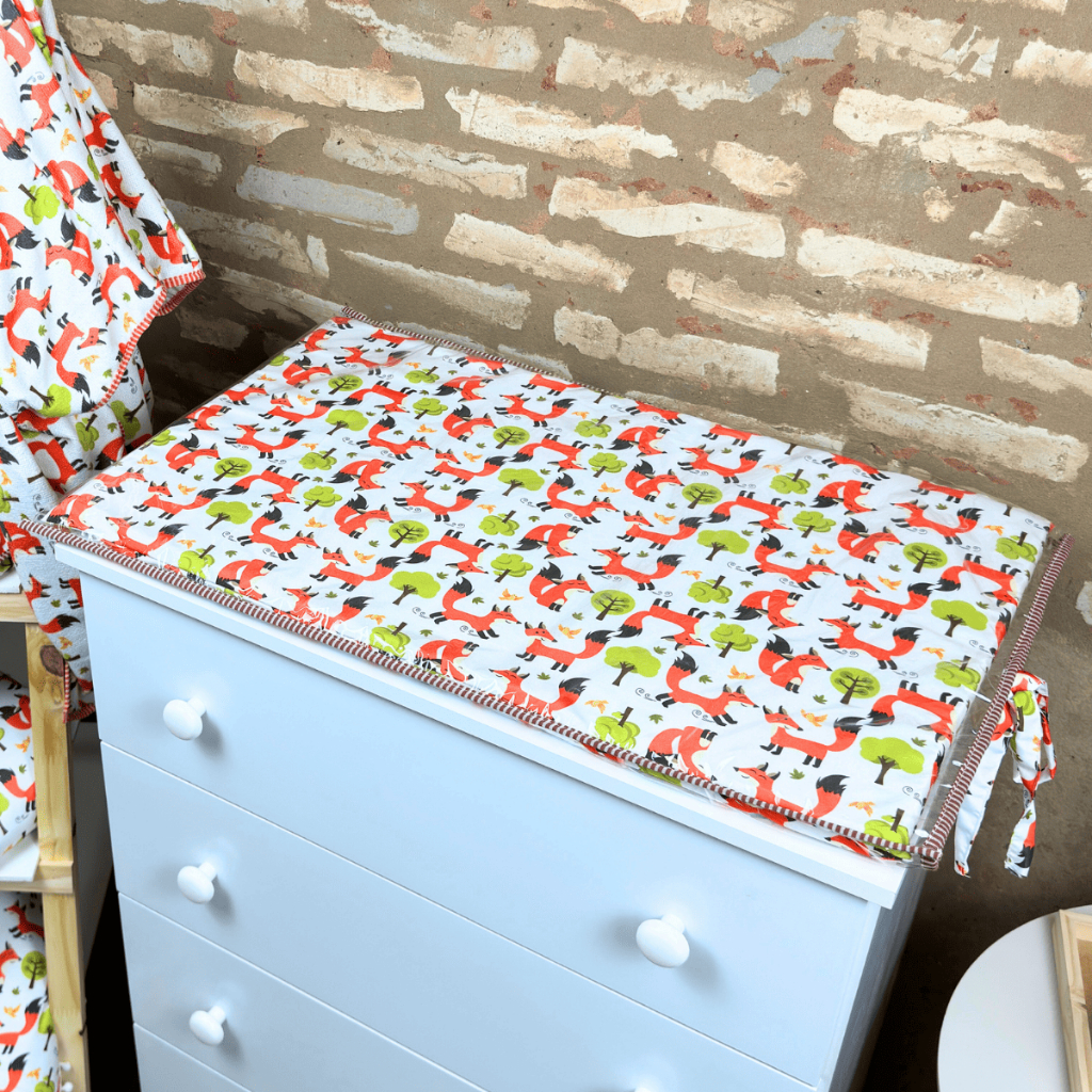Trocador de Cômoda Bebê Impermeável Confortável Manta Macia Micropercal Com Laço Estampado