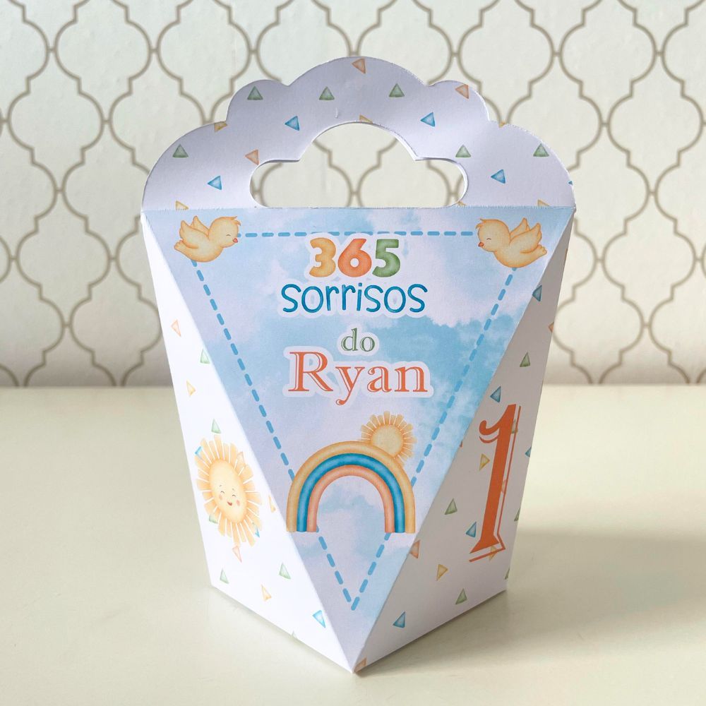 CAIXA TRIANGULOVE PERSONALIZADA PARA LEMBRANCINHAS 365 SORRISOS CAIXINHA FESTA INFANTIL ANIVERSARIO