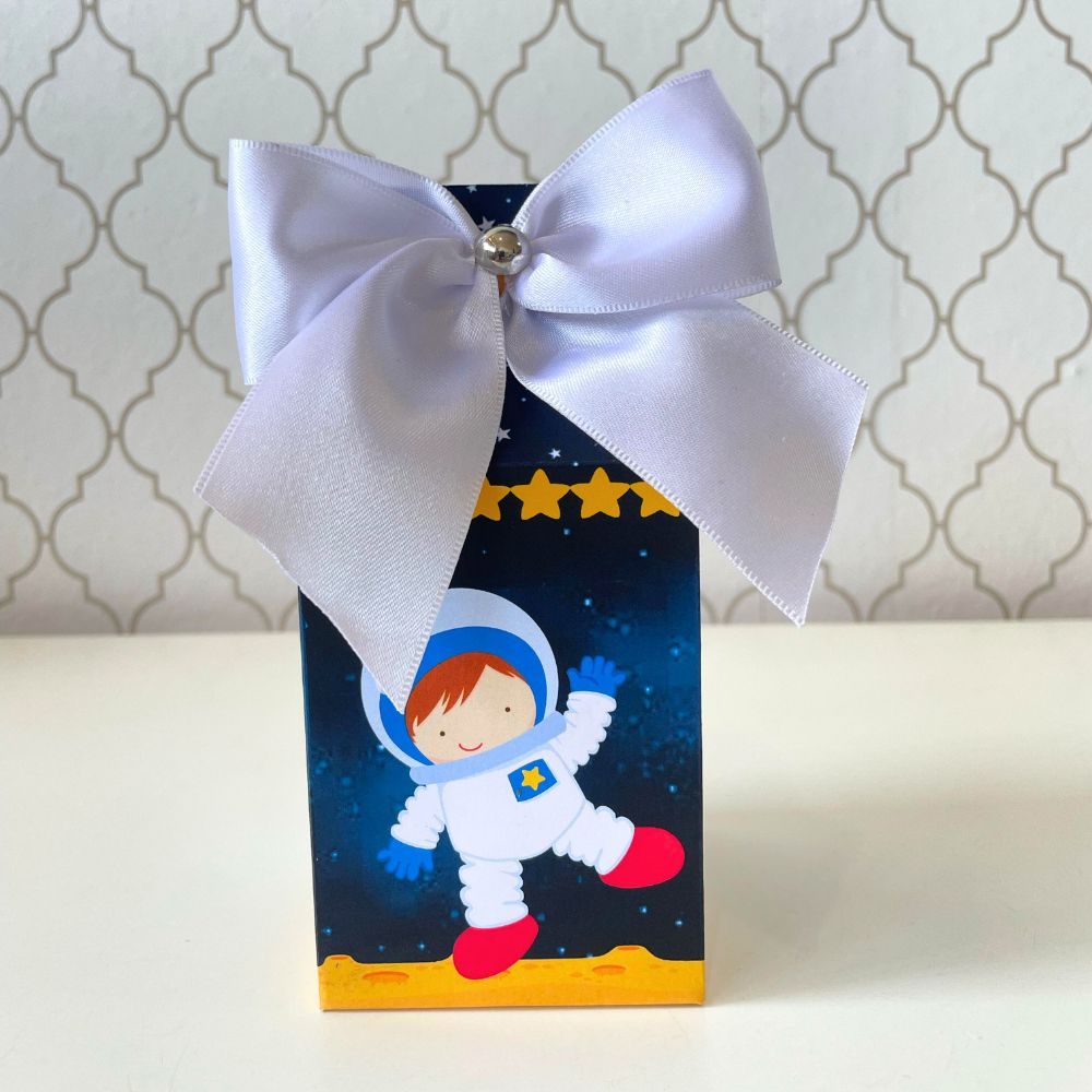 CAIXA MILK PERSONALIZADA PARA LEMBRANCINHAS ASTRONAUTA | CAIXINHA | FESTA | INFANTIL | ANIVERSARIO