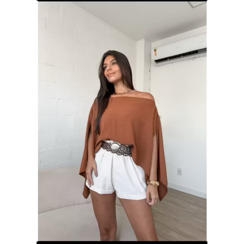 "Blusa Feminina Xena – Combo Boho Chic com Top Faixa e Capa Estilosa"