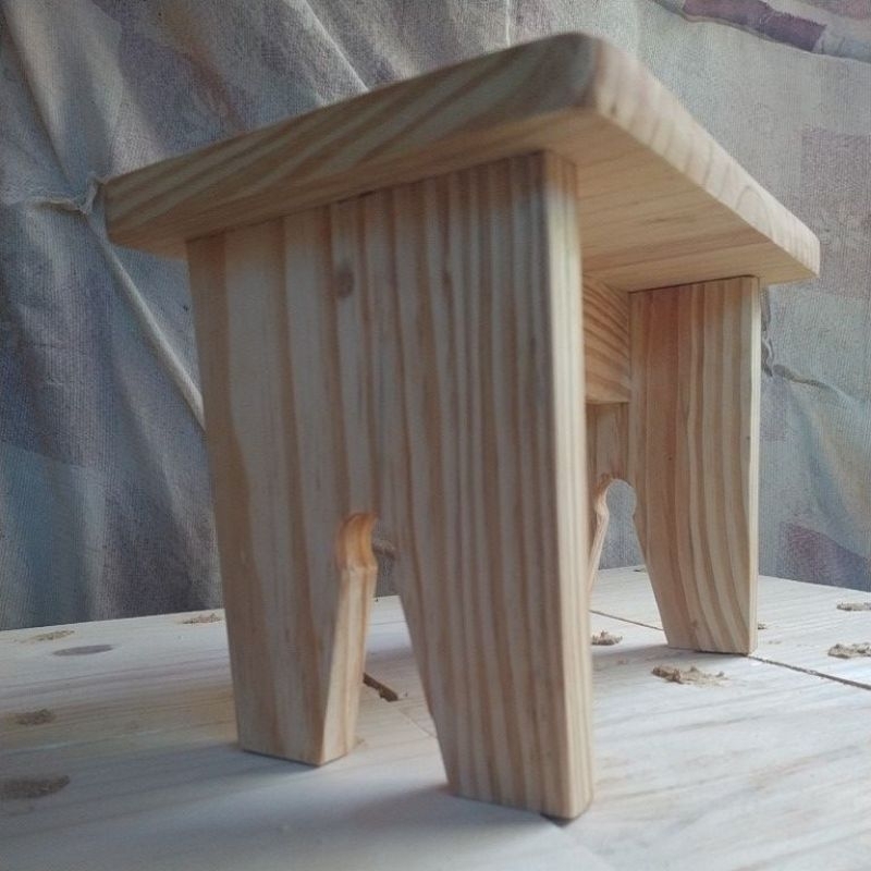 Banco Simples de Madeira na Black Friday 2025 | BuscaProdutos