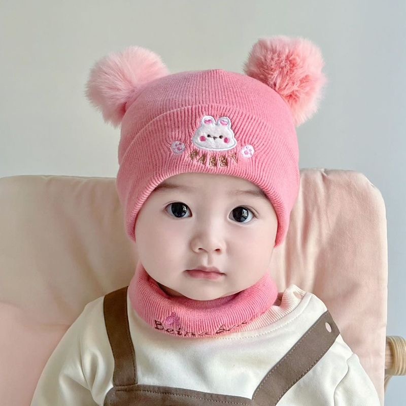 Conjunto de Gorro e Cachecol de Malha para Bebês - Essencial para o Inverno