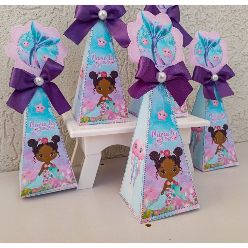 10 Caixinhas Pirâmides, Festa Sereia Cute Morena, Lembrancinhas Aniversário Personalizadas, Caixinhas para Doces.