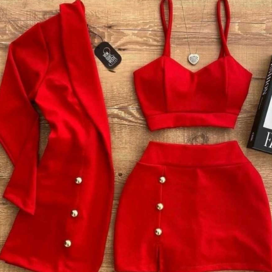 Conjunto Alfaiataria Feminino 3 peças Max Blazer Cropped e Short Saia. Casaco Manga Longa