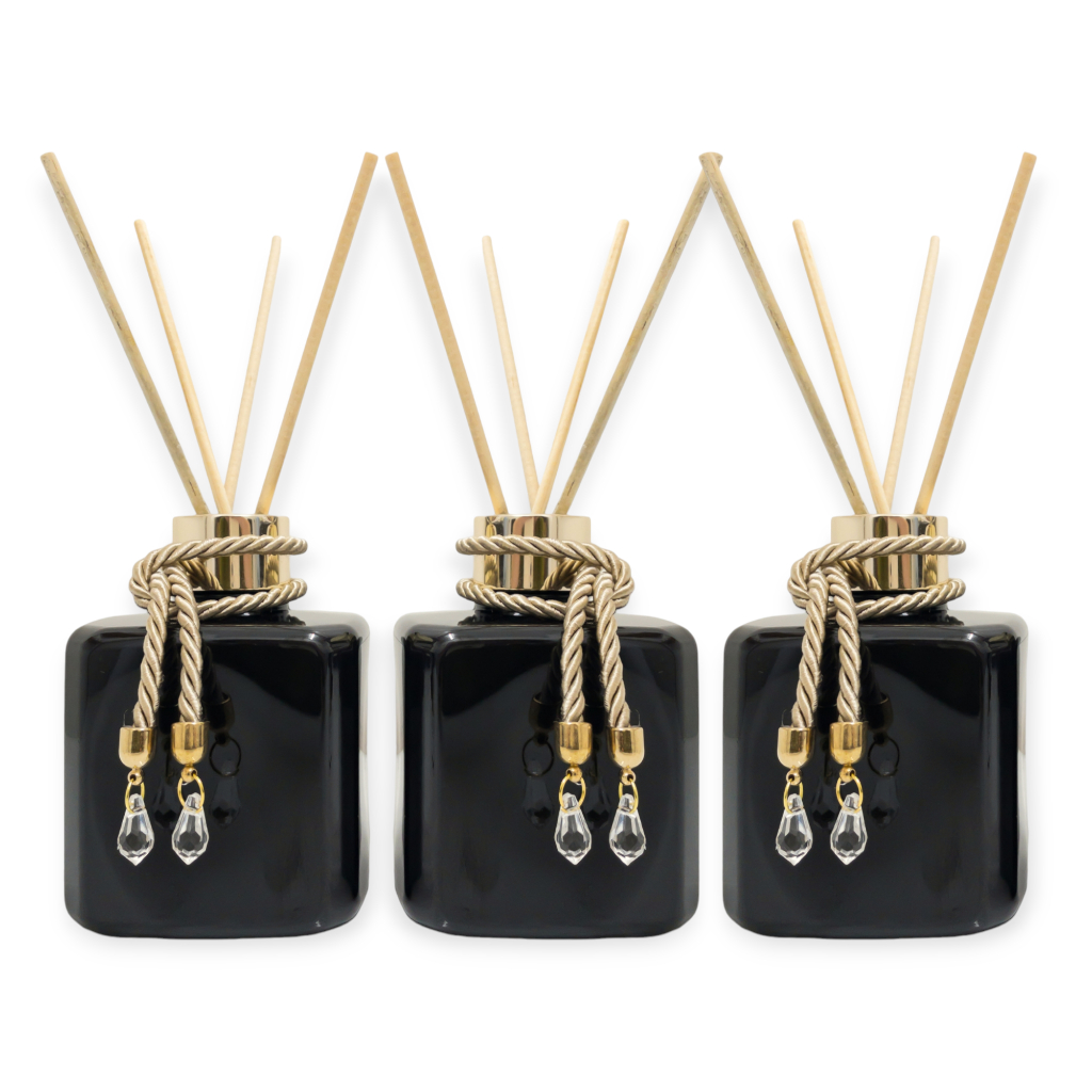 Kit 3 Frascos Pet Difusor Aromatizador Ambiente Casa Escritório Lavabo Plástico Preto 300ml Com Dourado