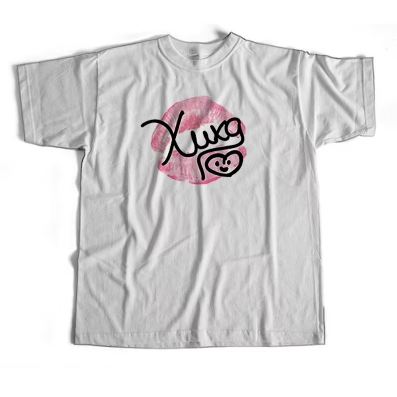 camiseta  básica unissex Xuxa beijo da Xuxa