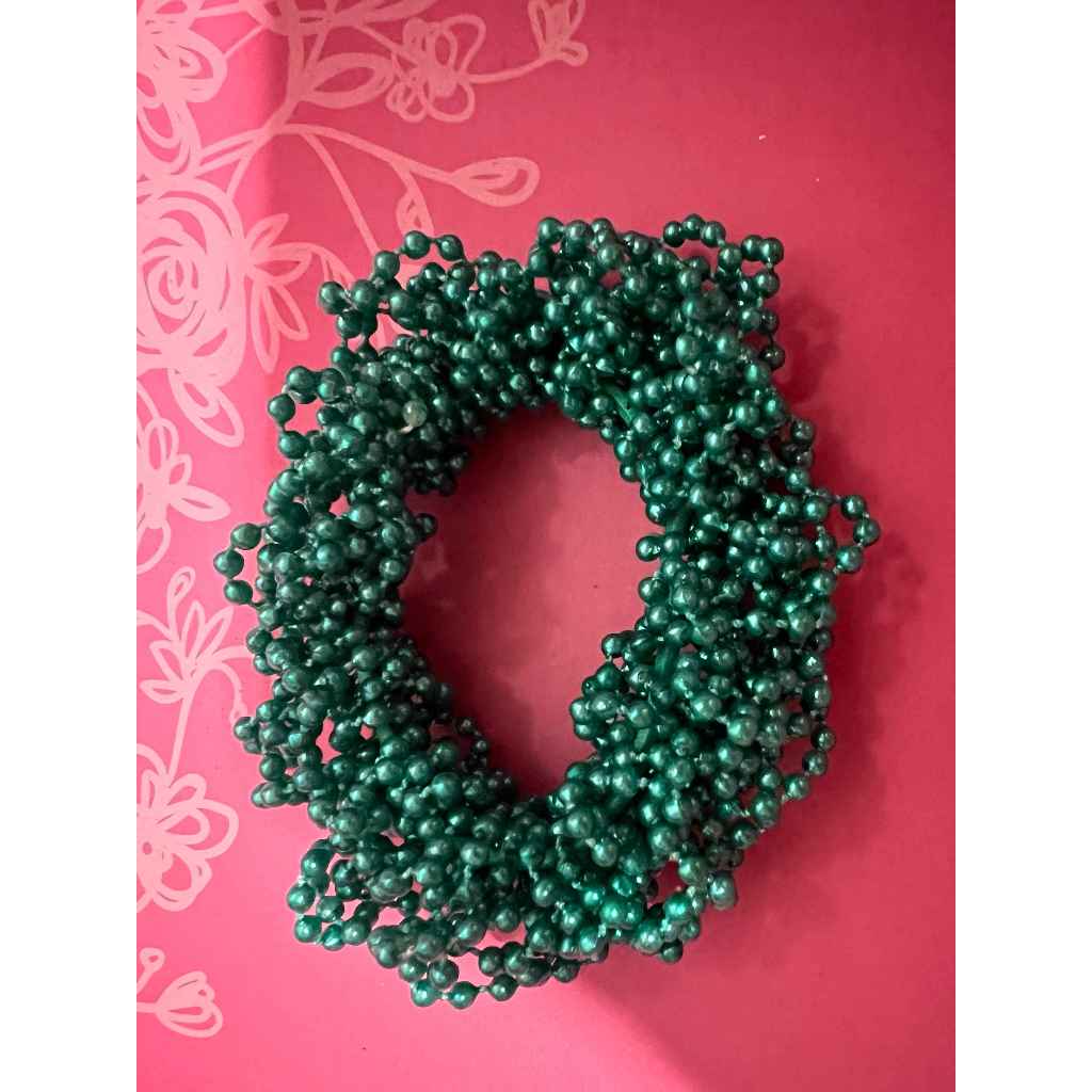 Scrunchie Frufru Perolas colorida Luxo