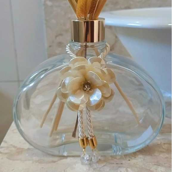 Pingente Decorativo Cordão com Flor perolado e ou folha, enfeites de aromatizadores, sabonetes e difusores