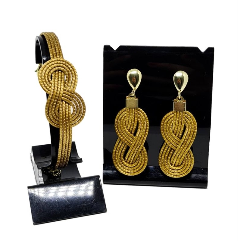 Kit Presente Artesanal Pulseira e Brinco Infinito em Capim Dourado